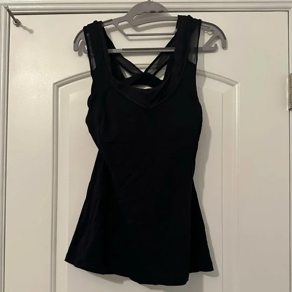 Rare Lululemon w/ Sportsbra - Picture 14 of 14